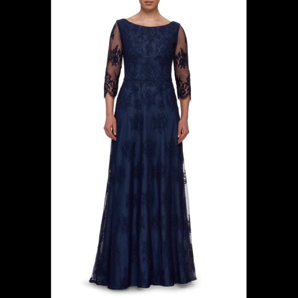 NEW La Femme [ 14 ] 3/4 Sleeve Embellished‎ Lace A-Line Gown in Navy - Picture 2 of 12